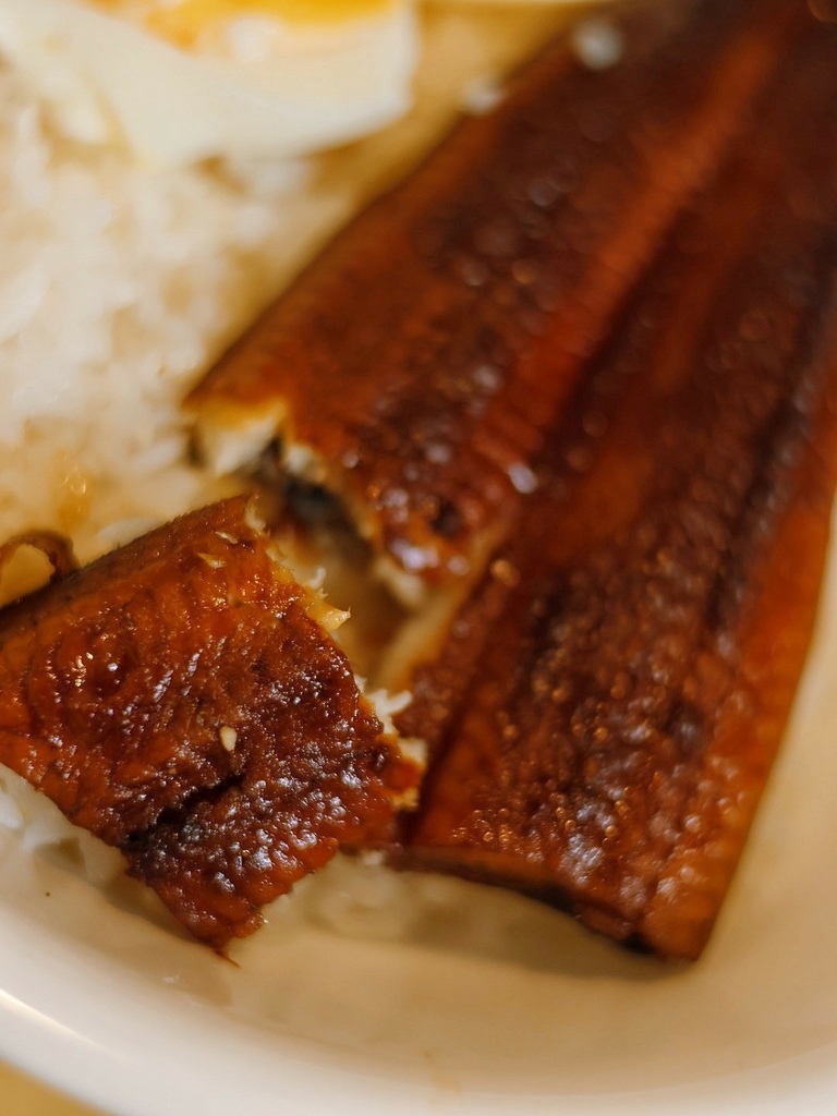 宅配美食城厨蒲烧鳗日本师傅传承超过 40 年的独家秘制蒲烧酱汁!让你在家就能做出美味的鳗鱼饭鳗鱼寿司!2024618_240618_1 (5).jpg