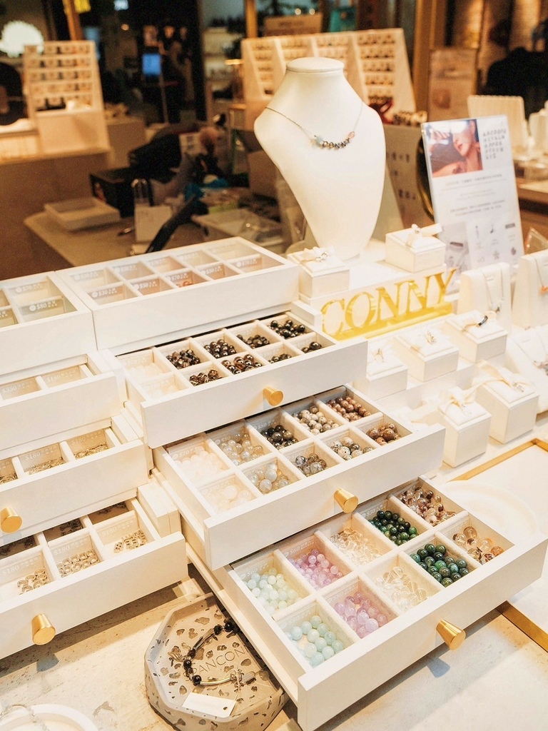 SPANCONNY飾品控 水晶 水晶飾品 水晶手環 水晶燈 水晶氣氛燈 CONNY客製手鍊 水晶客製化手環  (48).jpg