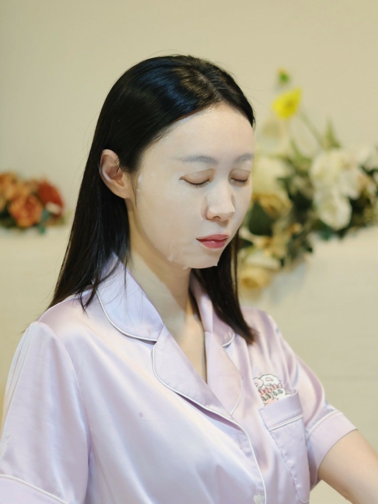 beldora蓓朵娜發光乳霜粉鑽瓶婚紗面膜衛星美白精華EX極光CC霜六重奏玻尿酸精華 (32).jpg