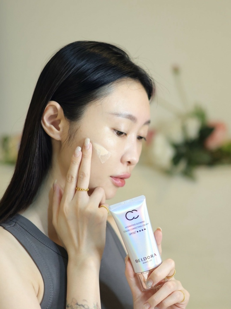 beldora蓓朵娜發光乳霜粉鑽瓶婚紗面膜衛星美白精華EX極光CC霜六重奏玻尿酸精華 (37).jpg