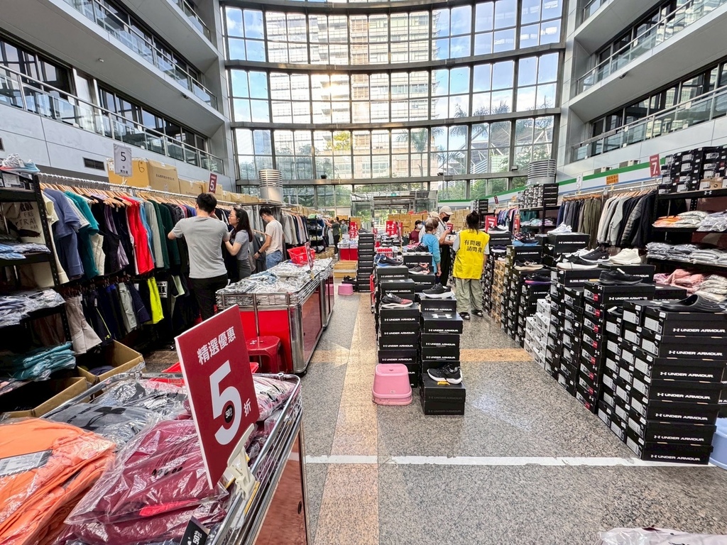｜限時特賣會｜UNDER ARMOUR南港出清特賣3折起搶先