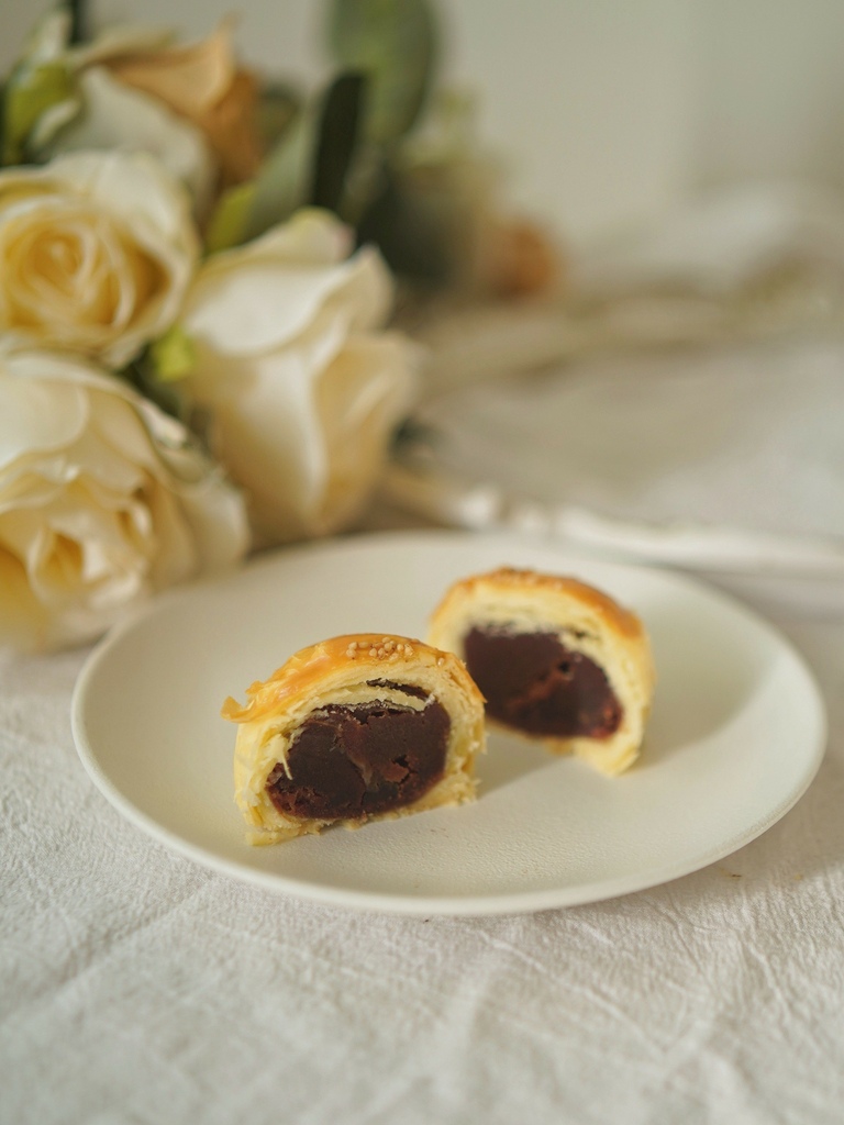 貝加貳烘焙蛋黃酥鳳梨酥台南伴手禮推薦! (11).jpg