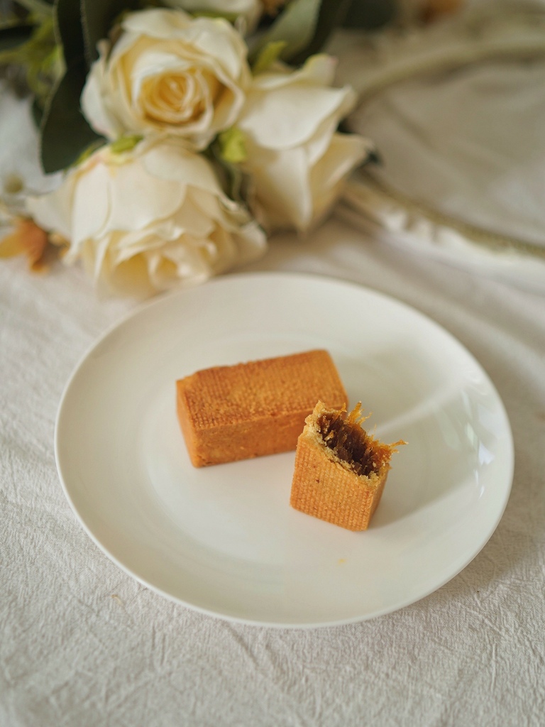 貝加貳烘焙蛋黃酥鳳梨酥台南伴手禮推薦! (13).jpg