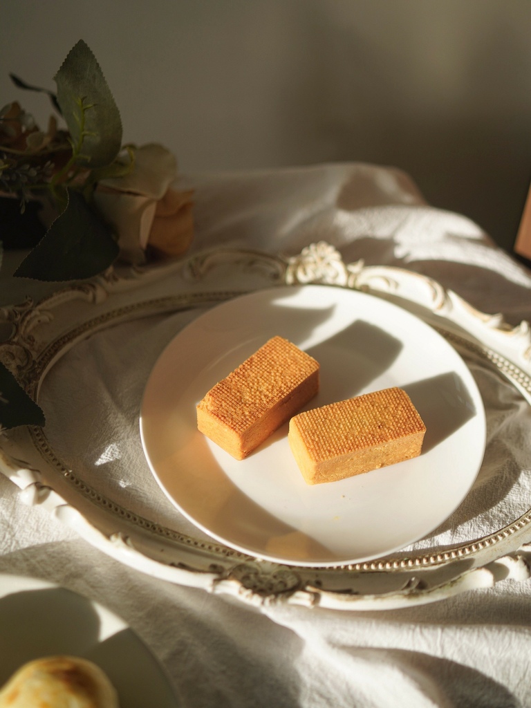 貝加貳烘焙蛋黃酥鳳梨酥台南伴手禮推薦! (17).jpg