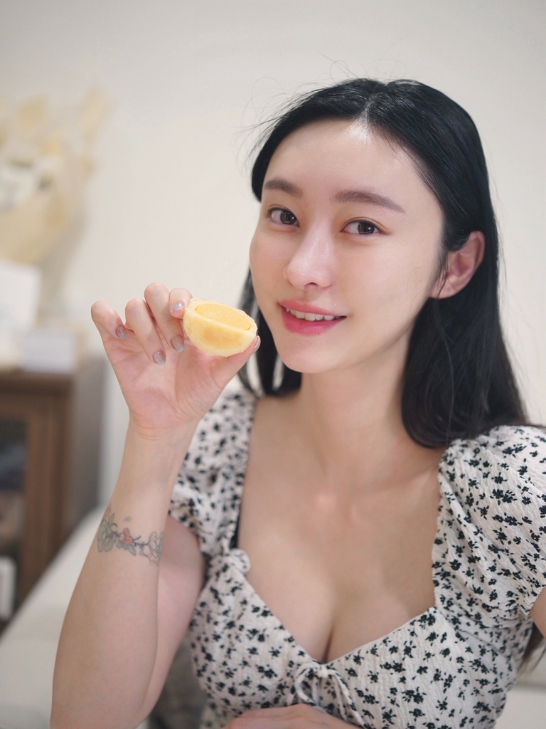 貝加貳烘焙蛋黃酥鳳梨酥台南伴手禮推薦! (28).jpg