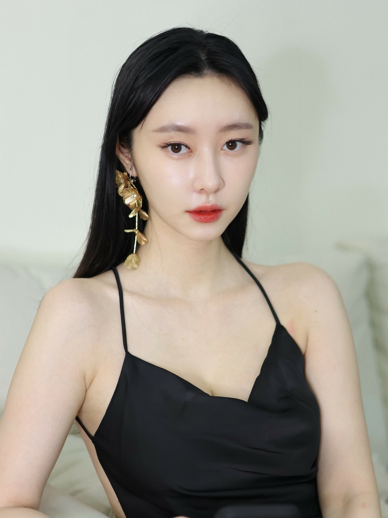 熹蝶LUMIFLY免膠睫毛 推薦 美狐玩家實戴照 仙子降臨 雛菊信差 糖霜下睫 免膠睫毛_251112_1 (2).jpg