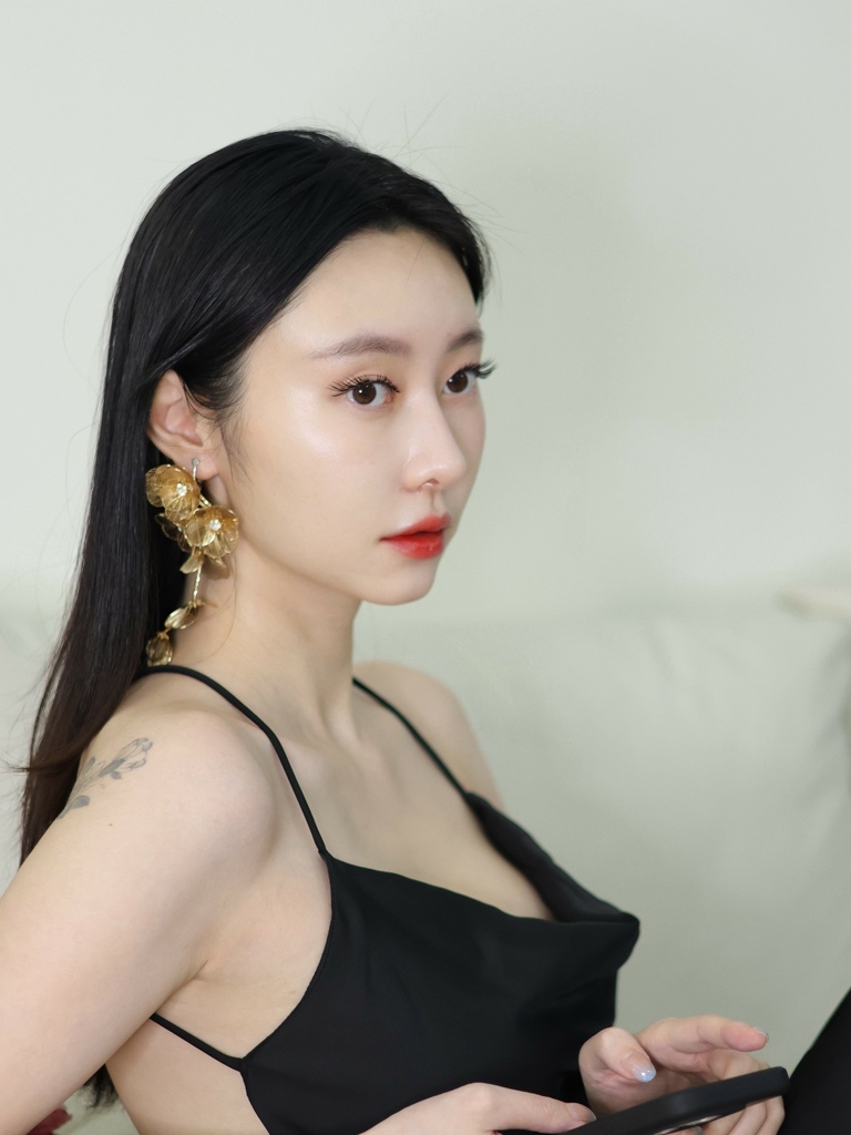 熹蝶LUMIFLY免膠睫毛 推薦 美狐玩家實戴照 仙子降臨 雛菊信差 糖霜下睫 免膠睫毛_251112_1 (1).jpg