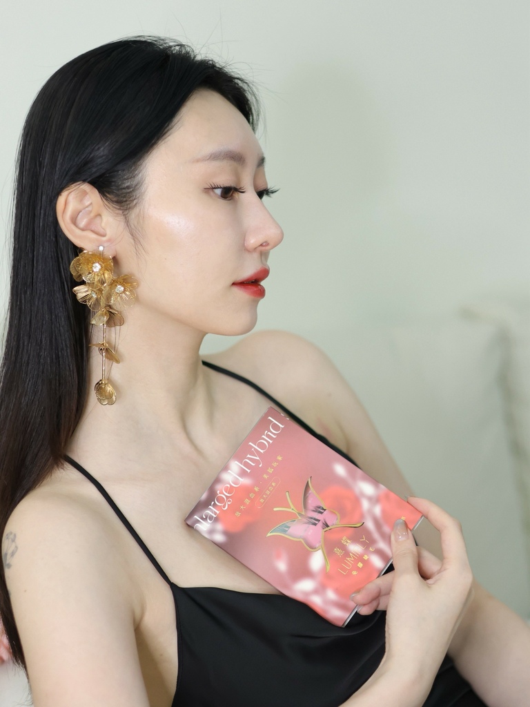 熹蝶LUMIFLY免膠睫毛 推薦 美狐玩家實戴照 仙子降臨 雛菊信差 糖霜下睫 免膠睫毛_251112_1 (5).jpg