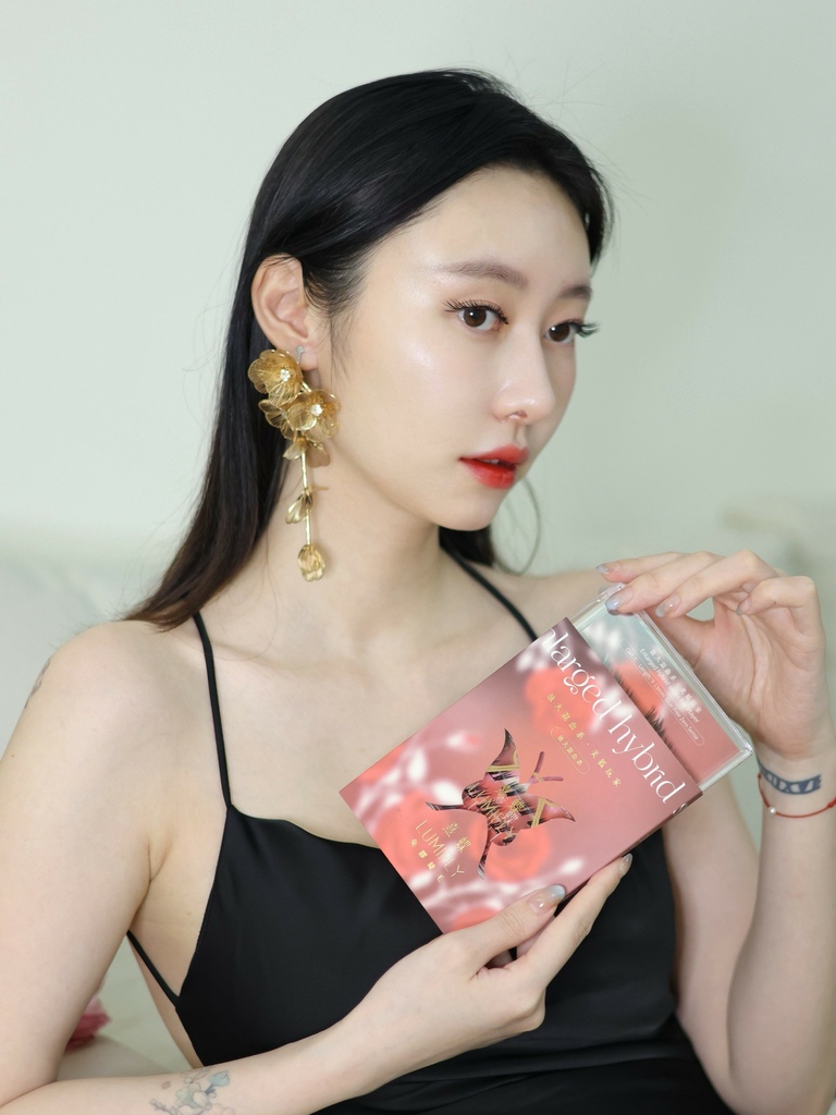 熹蝶LUMIFLY免膠睫毛 推薦 美狐玩家實戴照 仙子降臨 雛菊信差 糖霜下睫 免膠睫毛_251112_1 (8).jpg