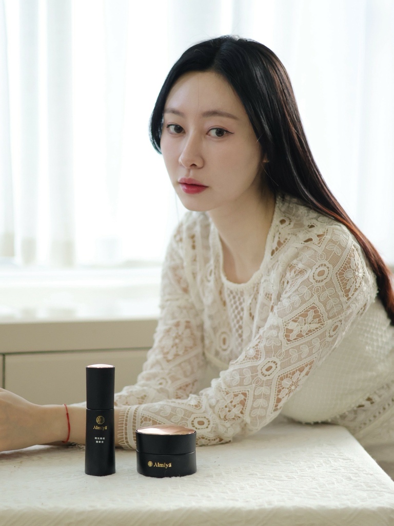 Almiya 時光無痕精華液 時光無痕面霜_251128_10 Almiya 時光無痕精華液 時光無痕面霜_251128_10