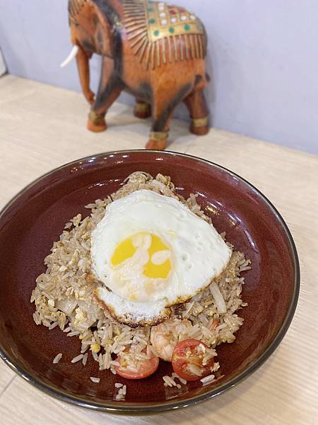 泰純小吃部_海鮮炒飯+蛋