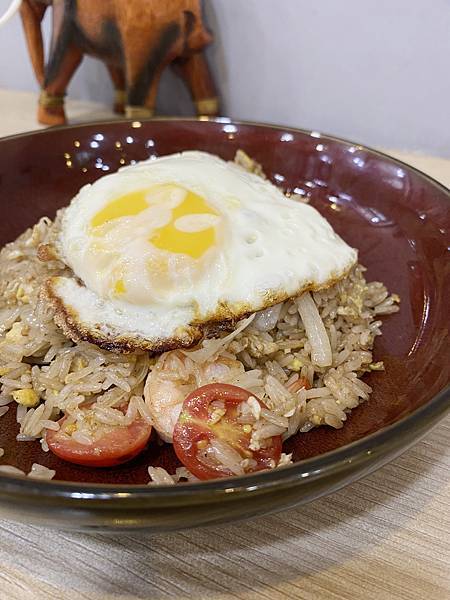 泰純小吃部_海鮮炒飯+蛋2