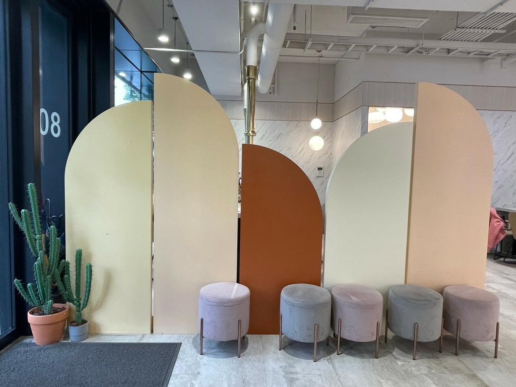 GOGI (3).jpg GOGI (3).jpg