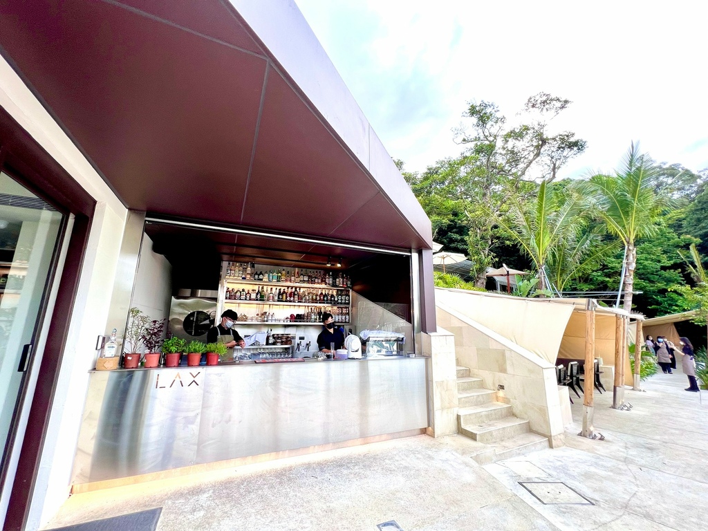 Lax_220704_6.jpg Lax_220704_6.jpg