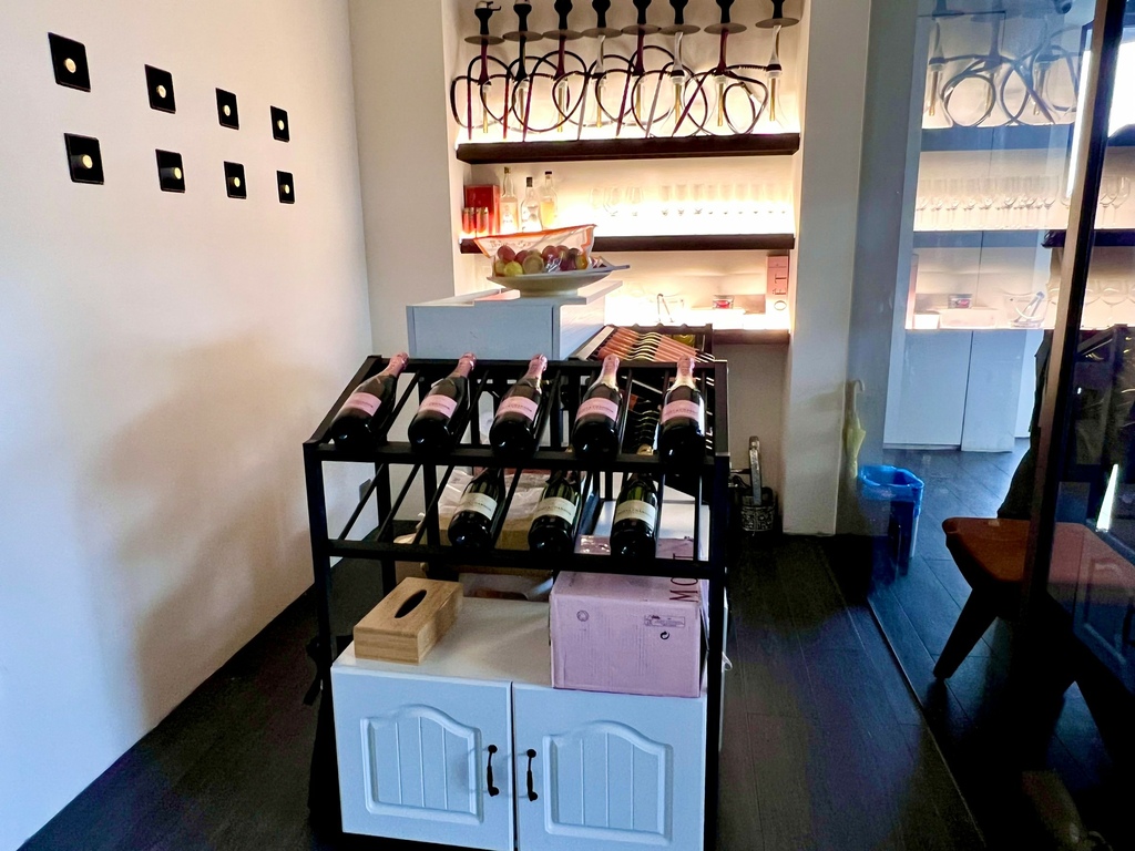 Lax_220704_7.jpg Lax_220704_7.jpg