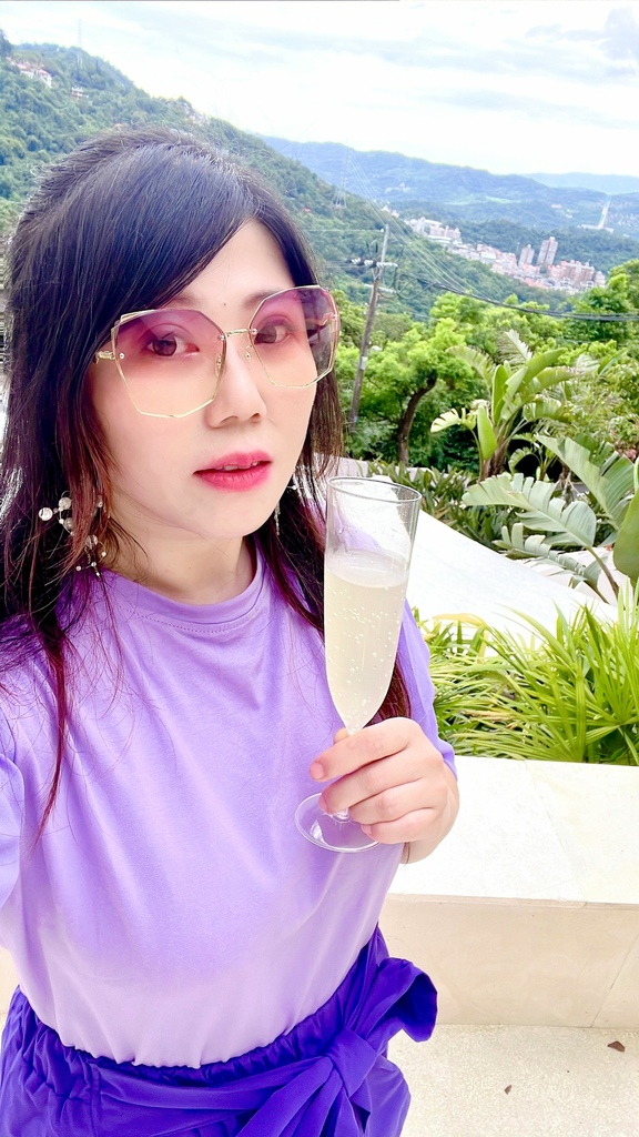 Lax_220704_14.jpg Lax_220704_14.jpg