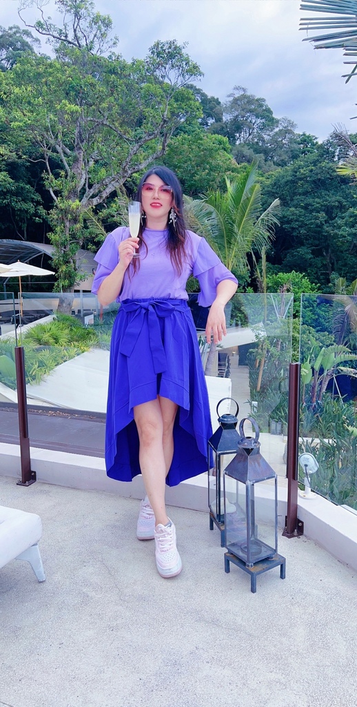 Lax_220704_33.jpg Lax_220704_33.jpg