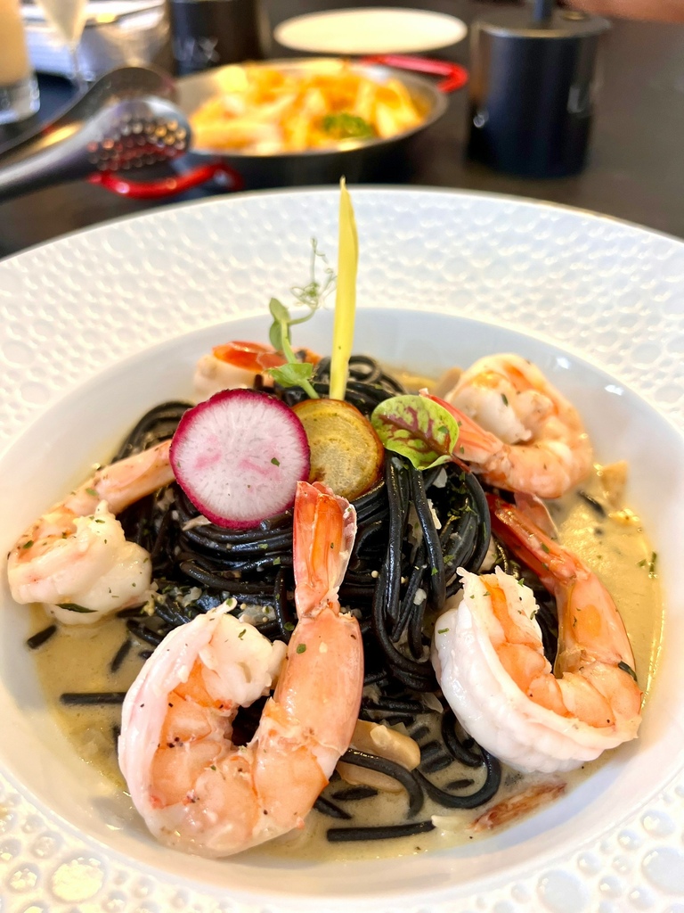 Lax_220704_17.jpg Lax_220704_17.jpg