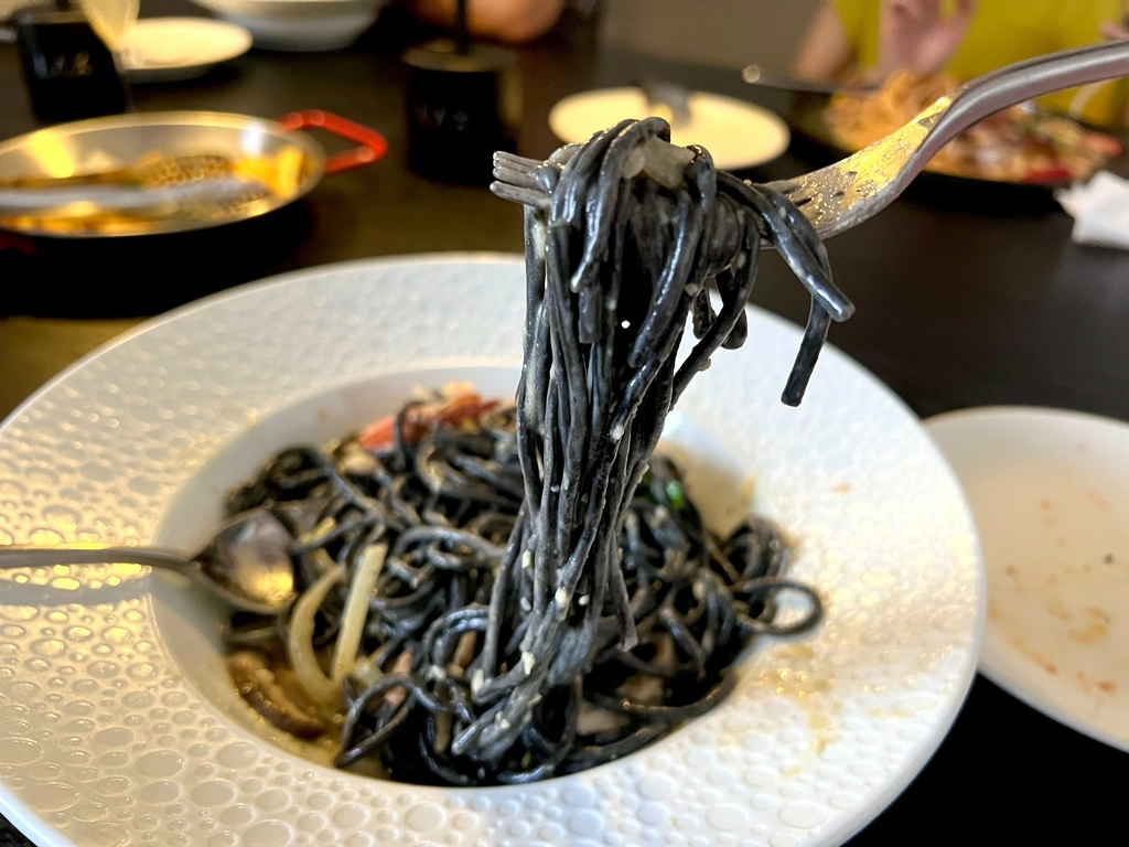 Lax_220704_24.jpg Lax_220704_24.jpg