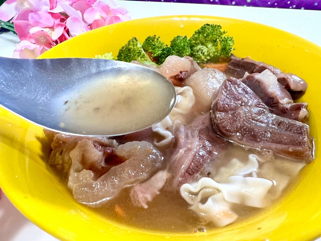 LINE_ALBUM_牛肉麵_240104_2.jpg