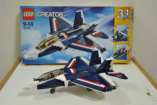 樂高LEGO-31039藍色噴射機