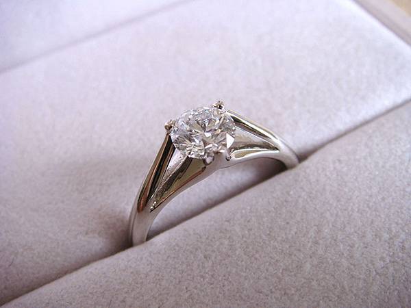 HOF-engagement ring-01