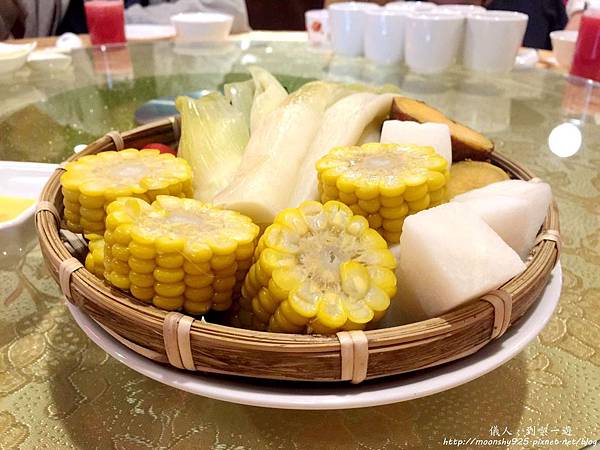 12605445_845111622263812_2777448464910957308_o_副本