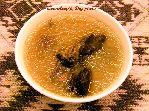 烏骨雞湯 烏骨雞湯