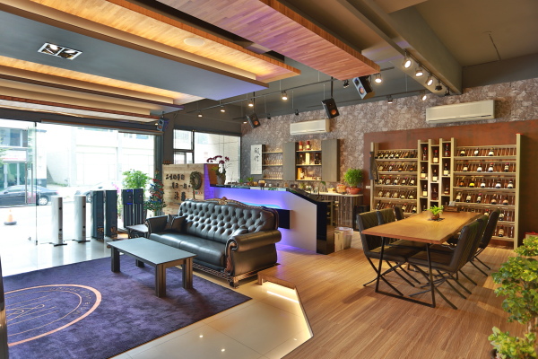 more g.jpg more g.jpg