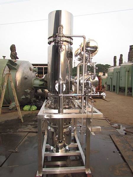 蒸餾水製造機,每小時200L (4).JPG