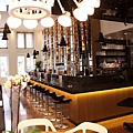 3sixty-cafe-by-isminikarali-design01.jpg