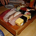 生魚片大到飛出來的壽司