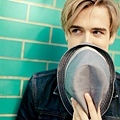 600full-tom-fletcher (5).jpg