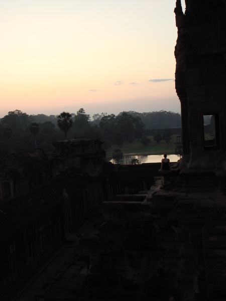 Angkor Wat 061129-177.JPG