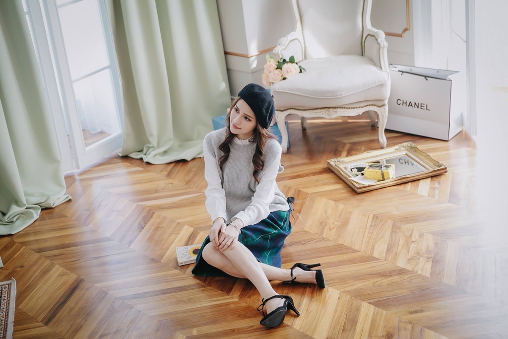 英式空間就在Motion Extensity 那當然 法式歐風也會出現在台北攝影棚 讓你穿梭在英法之間 只需要來ME攝影棚 台北攝影棚就能同時享受到 英法二地的時空 真的是非常專業的傢俱人56Deco 把ME 的每個空間點綴賞心悅目 更是讓每個創作工作者能藉由這些擺設 能讓網拍業績提升 創作靈感加倍 滿足CF廣告拍攝的細節 完成最美的新娘婚紗拍攝 也期望能成為點擊率最高的微電影拍攝場景之一 這些都是讓我們ME攝影棚有動力讓我們繼續創造不同的空間 英式空間就在Motion Extensity 那當然 法式歐風也會出現在台北攝影棚 讓你穿梭在英法之間 只需要來ME攝影棚 台北攝影棚就能同時享受到 英法二地的時空 真的是非常專業的傢俱人56Deco 把ME 的每個空間點綴賞心悅目 更是讓每個創作工作者能藉由這些擺設 能讓網拍業績提升 創作靈感加倍 滿足CF廣告拍攝的細節 完成最美的新娘婚紗拍攝 也期望能成為點擊率最高的微電影拍攝場景之一 這些都是讓我們ME攝影棚有動力讓我們繼續創造不同的空間