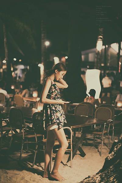 這一張美美的作品  就是在Motion Extensity 玩味空間 台北攝影棚 所拍攝出來的  紐約臥底  所使用的 Nikon D4s 就是下面這一台 帥帥的  ，