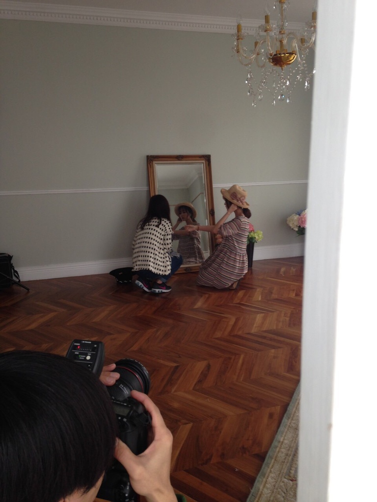 台北有攝影棚出租的地方能一次有九個棚嗎!!!有,就在ME 台北攝影棚出租 每個攝影棚都有大量自然光 讓婚紗拍攝超級美