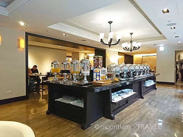 台中 住宿 入住寶島53行館 住宿經驗分享 2分鐘到火車站 宮源眼科對面 小飛浪 Mountlam旅遊 痞客邦