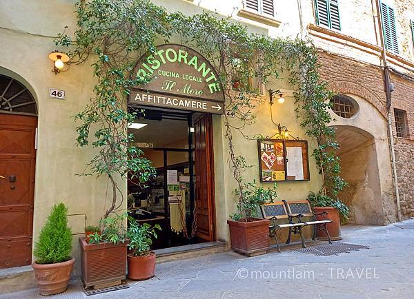 意大利小鎮tuscany montalcino遊記Brunello紅酒之旅餐廳推薦il moro 3