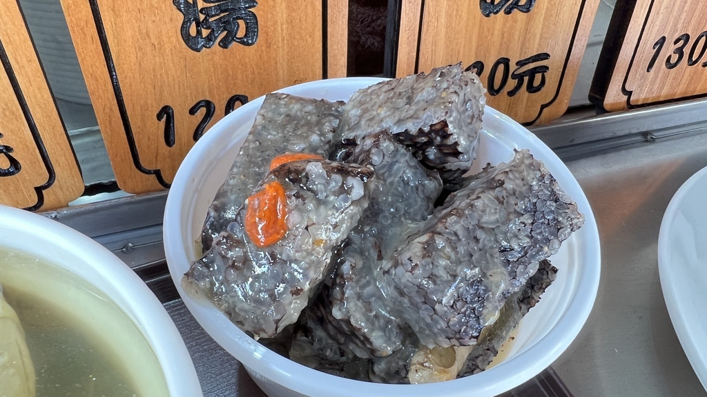 《彰化美食》向陽手作不止是平價早餐店，更有美味可口的各式雞湯