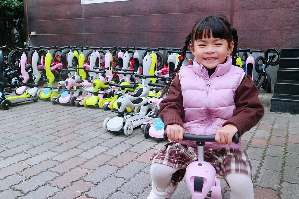 《親子景點》萬景藝苑X彎彎滑森樂園｜百元門票三代同堂｜帶你用