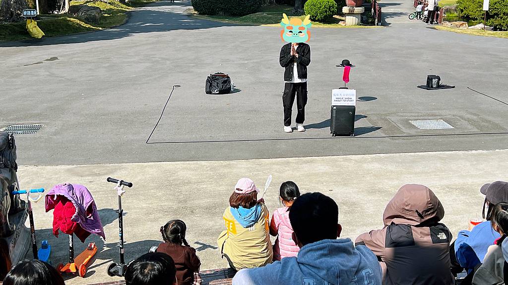 《親子景點》萬景藝苑X彎彎滑森樂園｜百元門票三代同堂｜帶你用