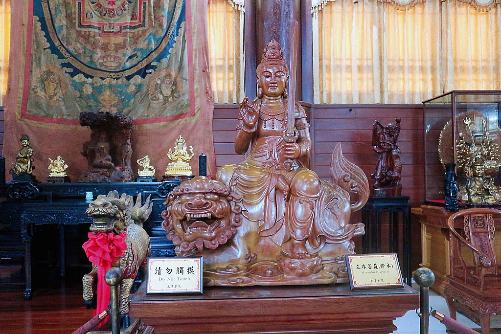 《親子景點》萬景藝苑X彎彎滑森樂園｜百元門票三代同堂｜帶你用