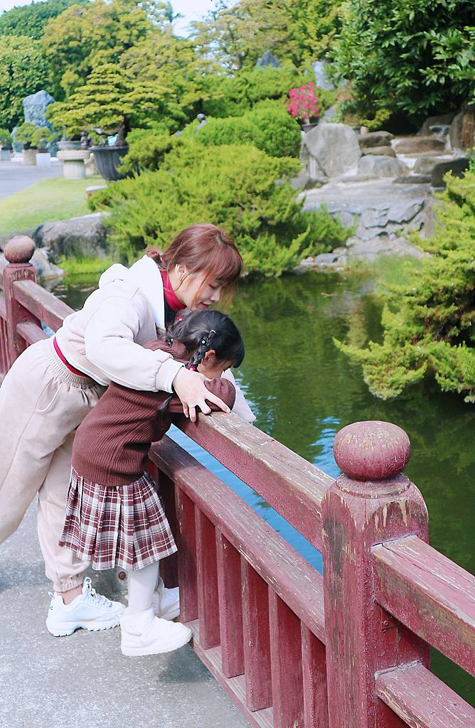 《親子景點》萬景藝苑X彎彎滑森樂園｜百元門票三代同堂｜帶你用