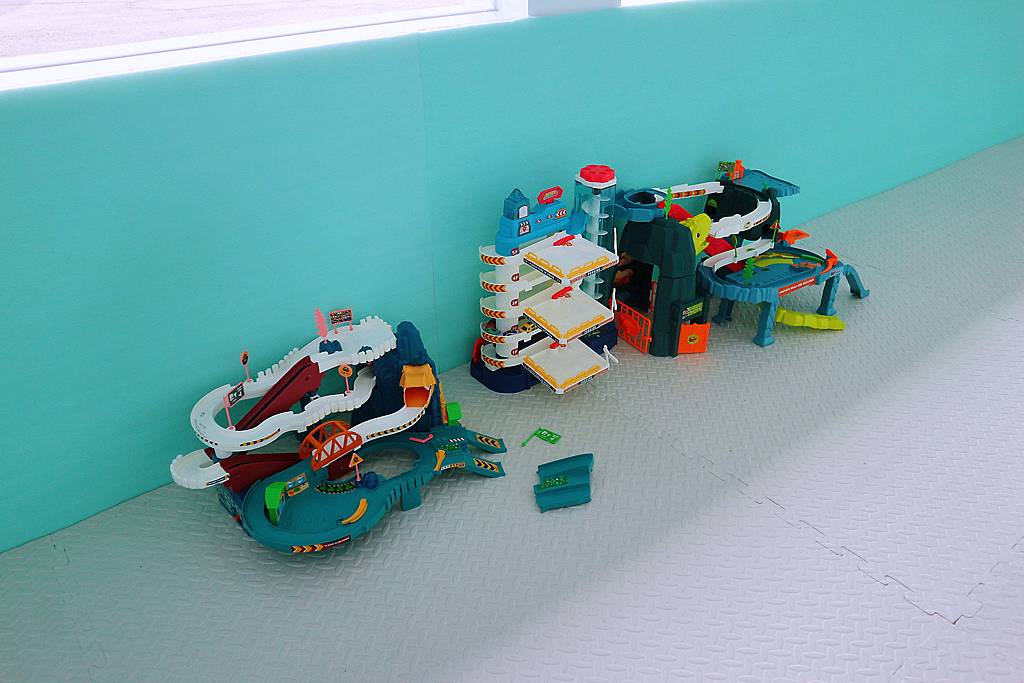 《親子景點》萬景藝苑X彎彎滑森樂園｜百元門票三代同堂｜帶你用