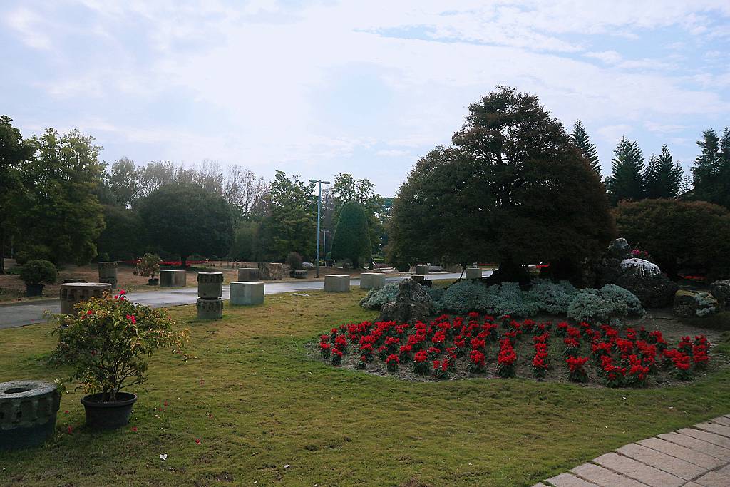 《親子景點》萬景藝苑X彎彎滑森樂園｜百元門票三代同堂｜帶你用