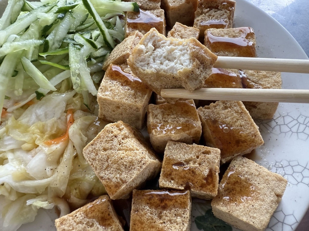 《芬園美食》芬園在地美食｜榕星臭豆腐 – 外酥內嫩的八種口味