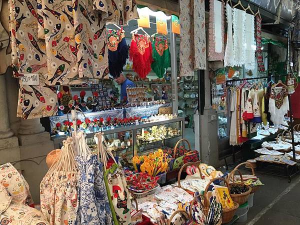 西葡必逛6大市場【2016歐洲西葡之旅-菜市場篇】 @麻吉小兔。世界行旅 14355172_1197544990266228_6541132476873400804_n.jpg