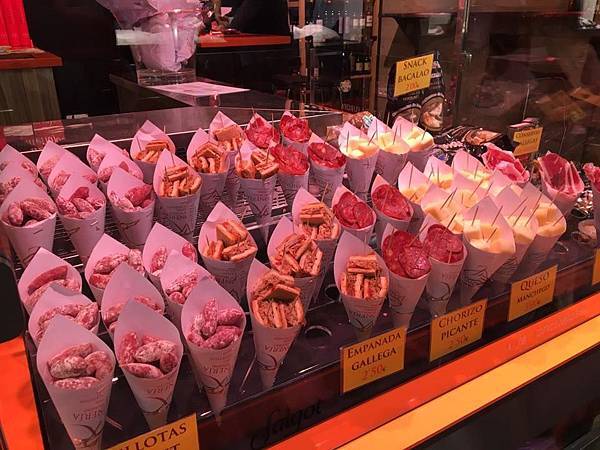 西葡必逛6大市場【2016歐洲西葡之旅-菜市場篇】 @麻吉小兔。世界行旅 14433116_1195768160443911_982235642529283343_n.jpg