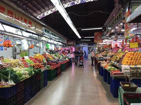 西葡必逛6大市場【2016歐洲西葡之旅-菜市場篇】 @麻吉小兔。世界行旅 14433074_1196230613730999_2434291079822309316_n.jpg